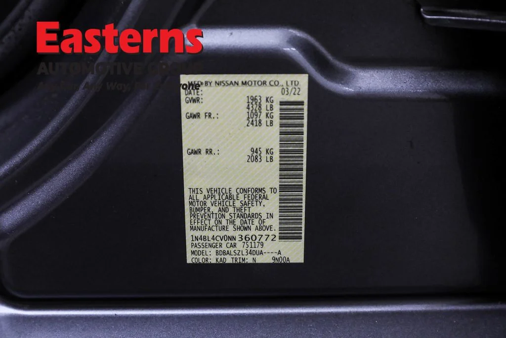 Used 2022 Gray Nissan 2.5 SR image 32