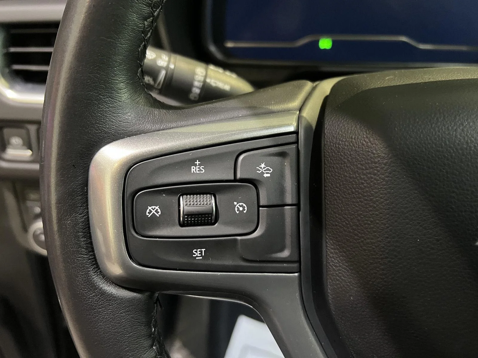 Used 2023 Sterling Gray Metallic Chevrolet Z71 image 24