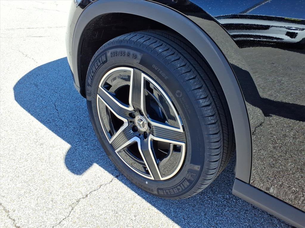 Certified Used 2026 Black Mercedes-Benz GLC 300 image 9