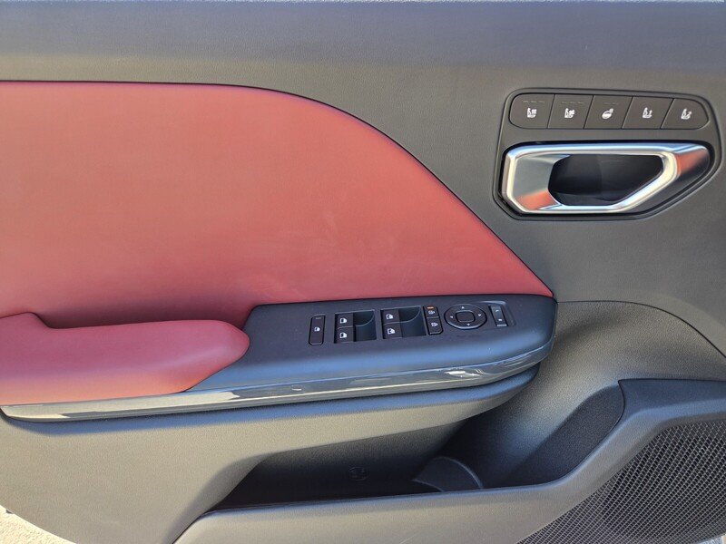 New 2026 Interstellar Gray Kia GT-Line image 10