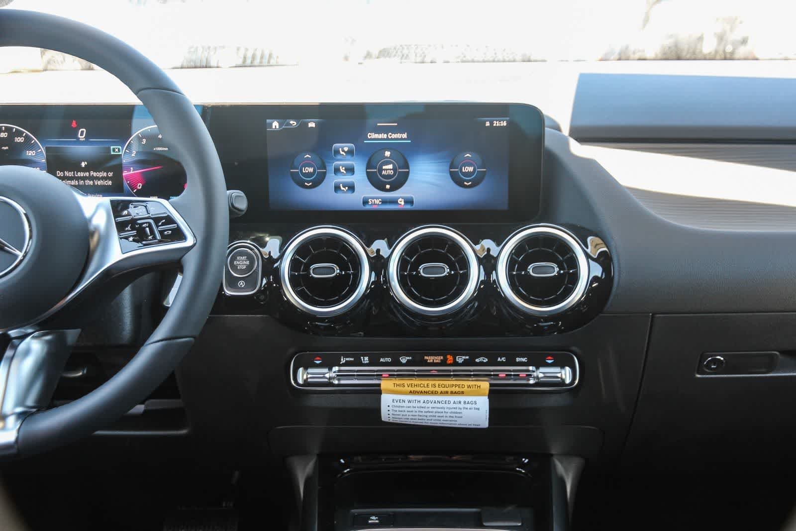 New 2026 Polar White Mercedes-Benz GLA 250 image 14