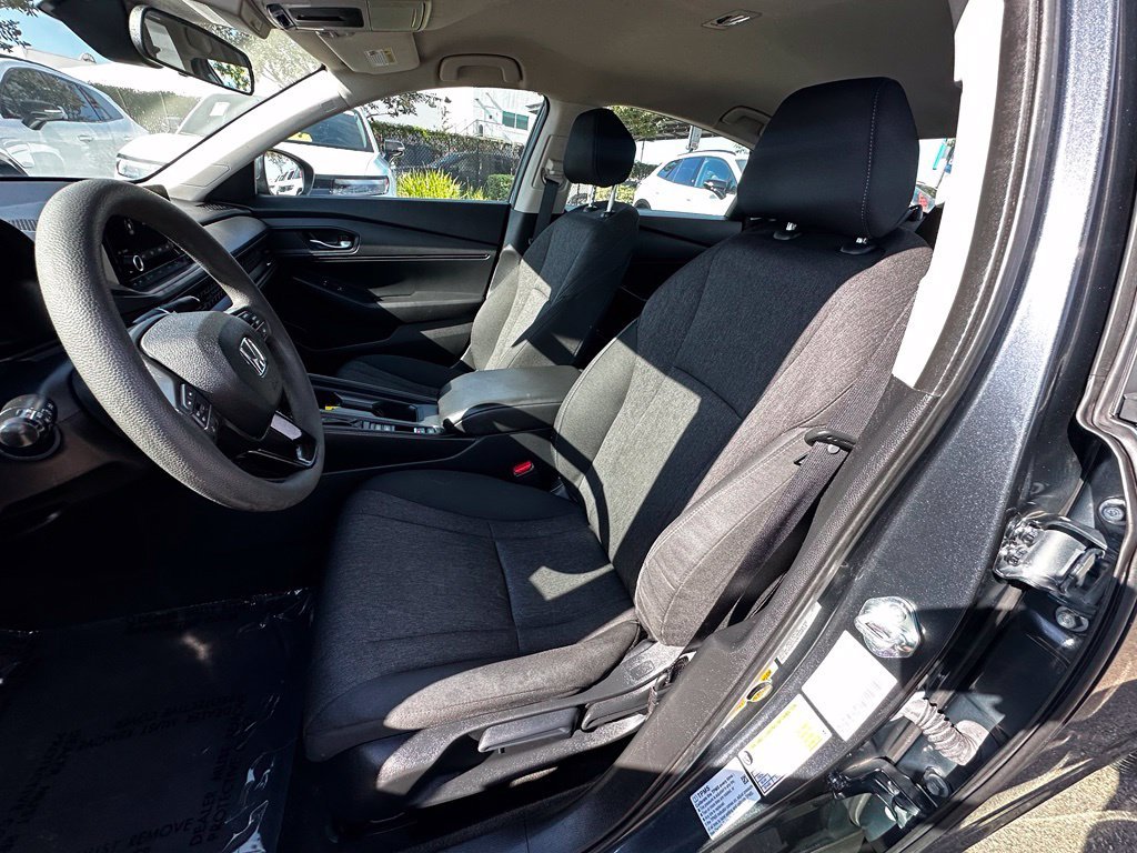 Used 2024  Honda LX image 21