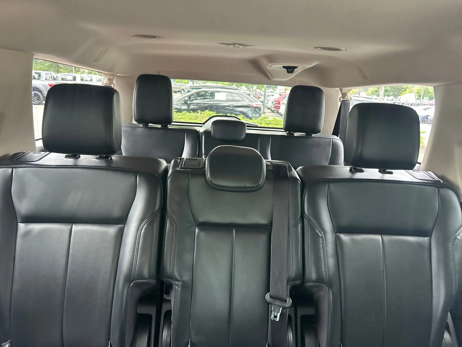 Used 2024 Gray Ford XLT image 29