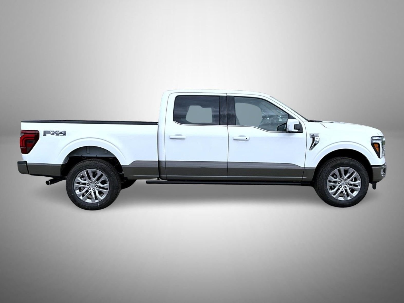 New 2026 Star White Metallic Tri-Coat Ford King Ranch image 4