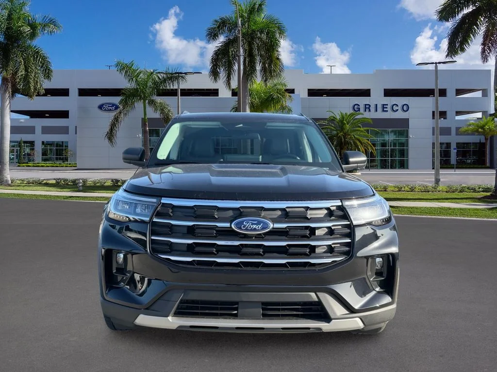 New 2026 Agate Black Metallic Ford Active image 2