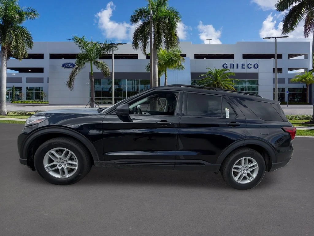 New 2026 Agate Black Metallic Ford Active image 4
