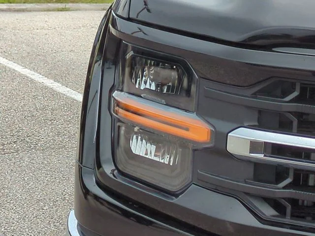 New 2026 Agate Black Metallic Ford XLT image 10