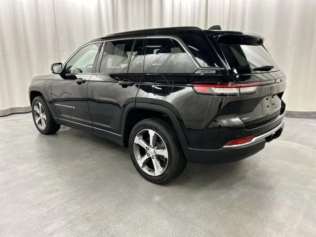 Used 2024 Black Jeep 4xe image 3