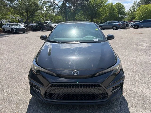 Used 2022 Black Toyota SE image 8