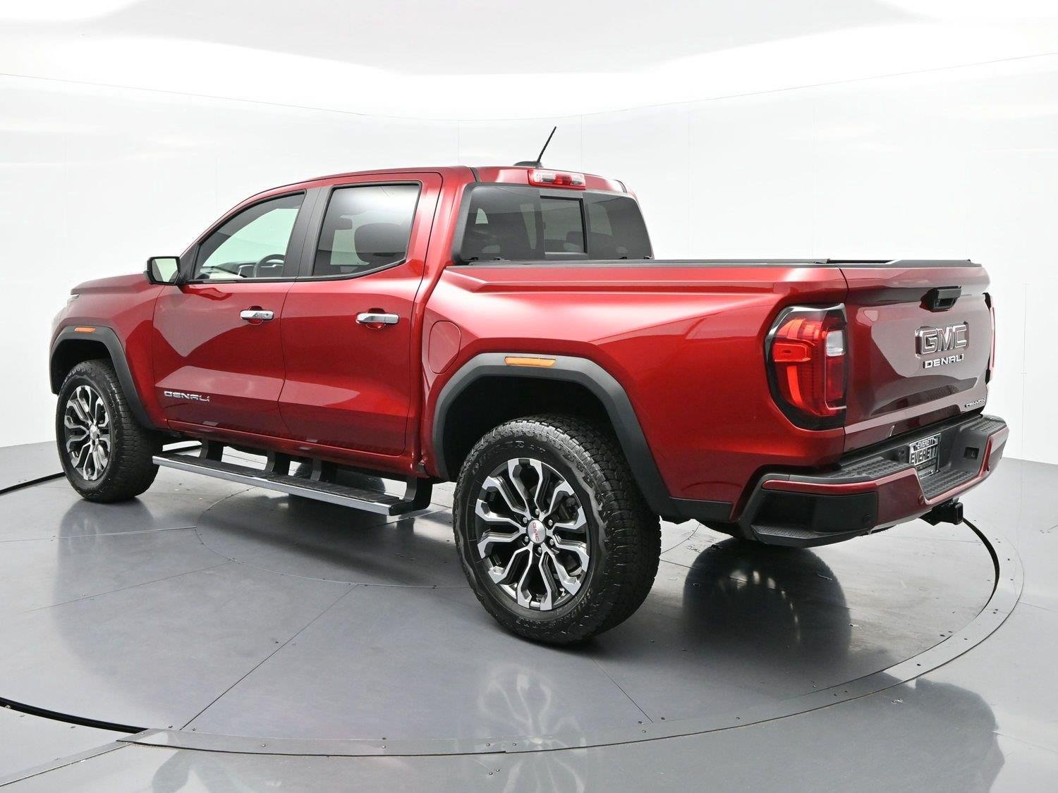 Used 2025 Volcanic Red Tintcoat GMC Denali image 5