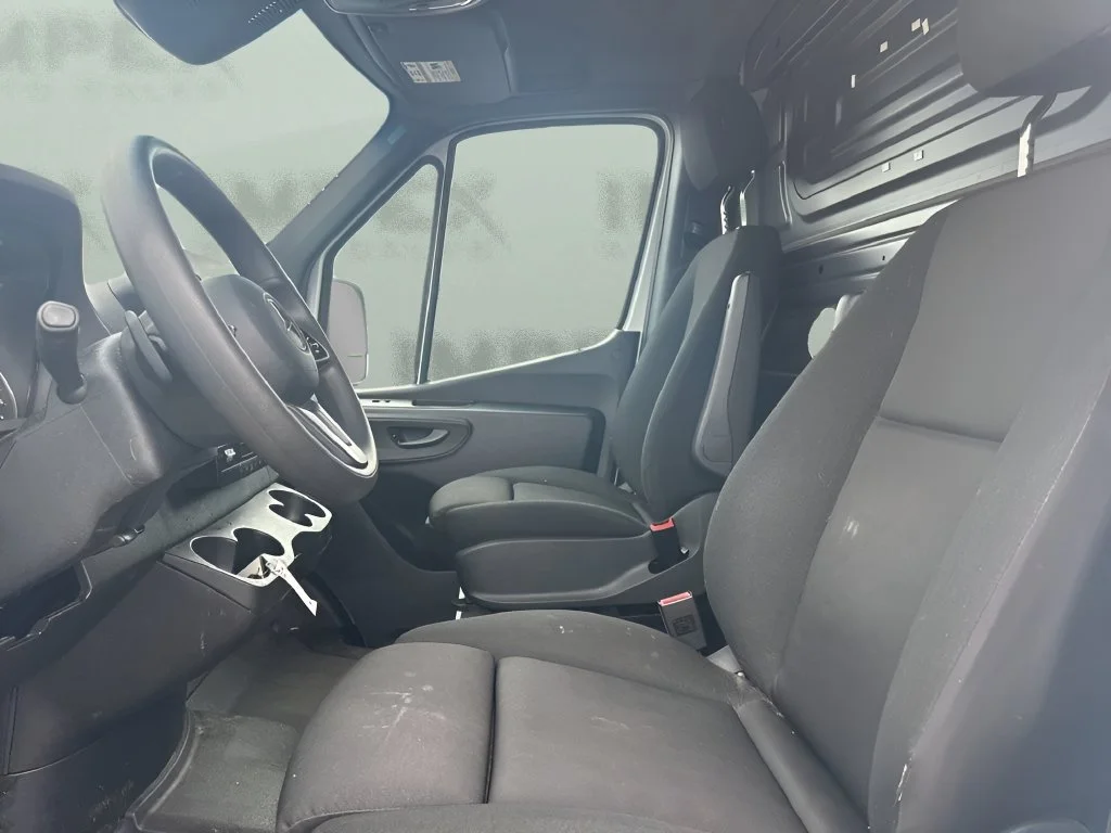 Used 2024 White Mercedes-Benz  image 7