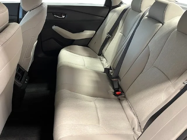 New 2026 Platinum White Pearl Honda LX image 20