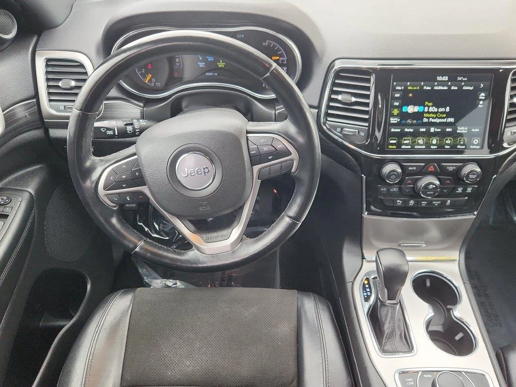 Used 2022 Bright White Clearcoat Jeep Laredo X image 10