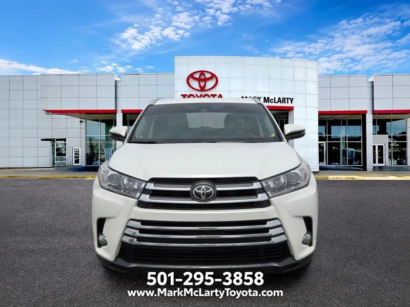 Used 2017 Blizzard Pearl TOYOTA LIMITED V6 FWD image 8