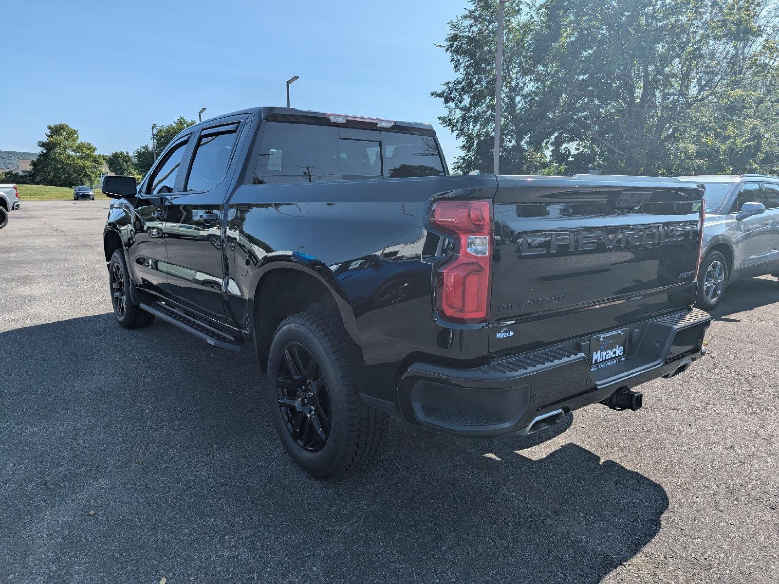 Used 2023 Black Chevrolet RST image 5