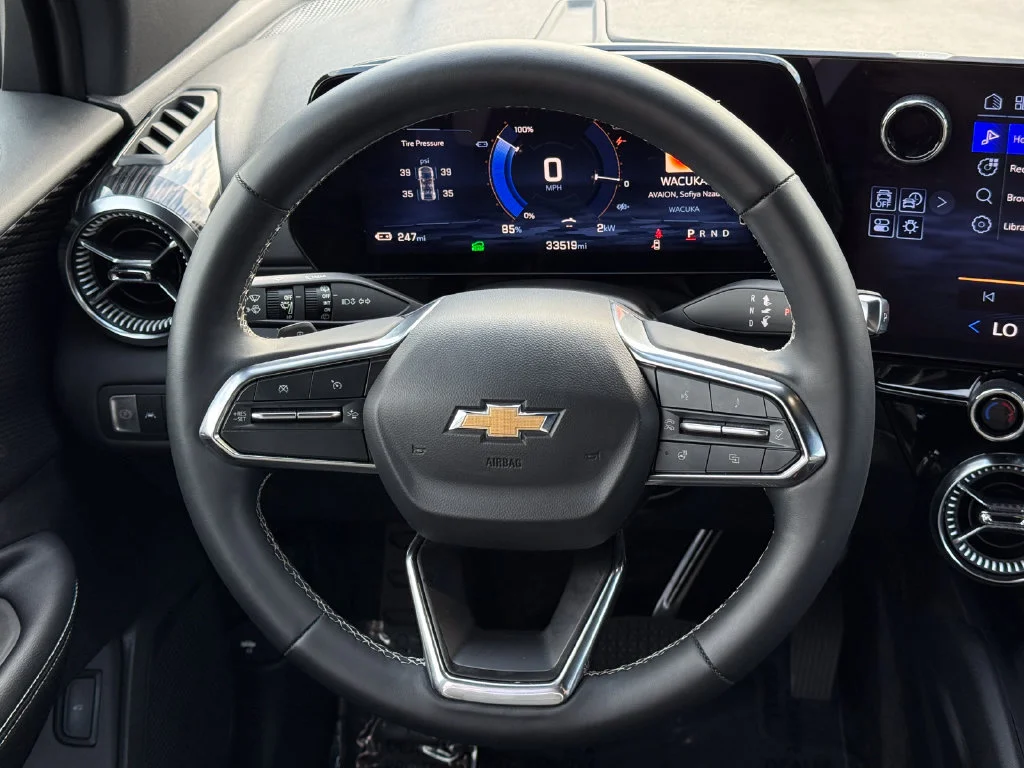 Used 2024 White Chevrolet LT image 26