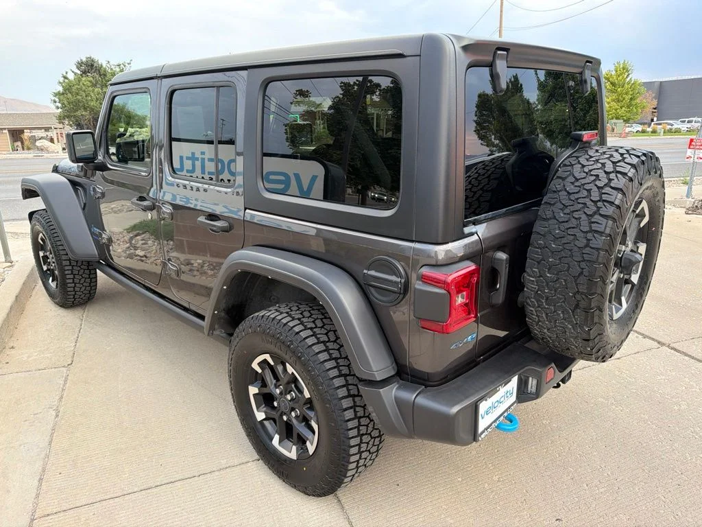 Used 2024 Gray Jeep Rubicon 4xe image 5