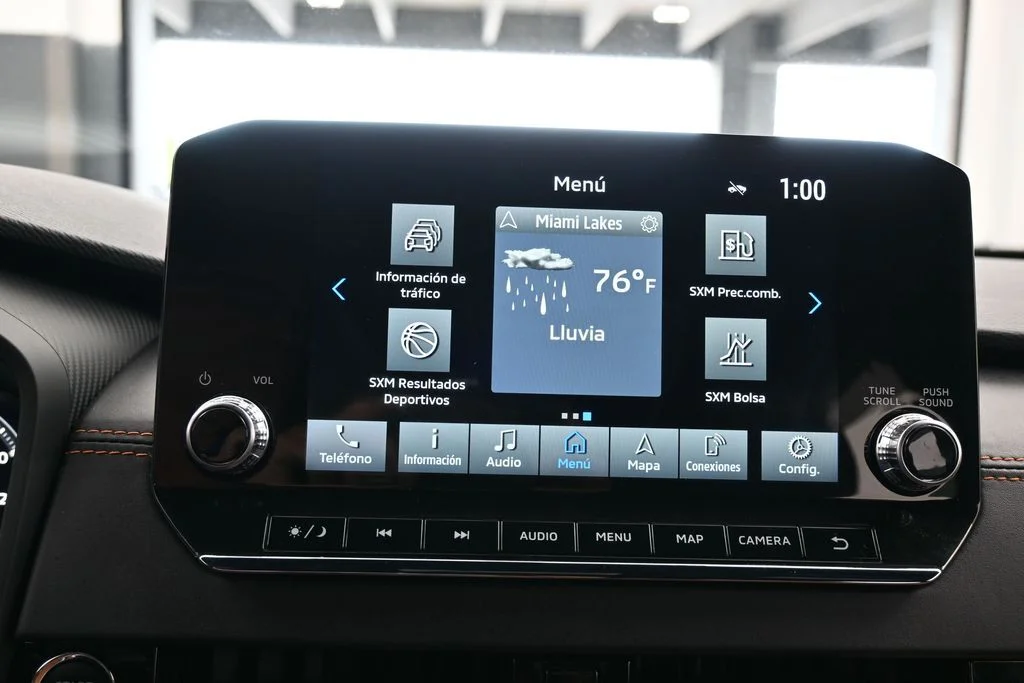 Used 2022 Black Mitsubishi SEL image 30