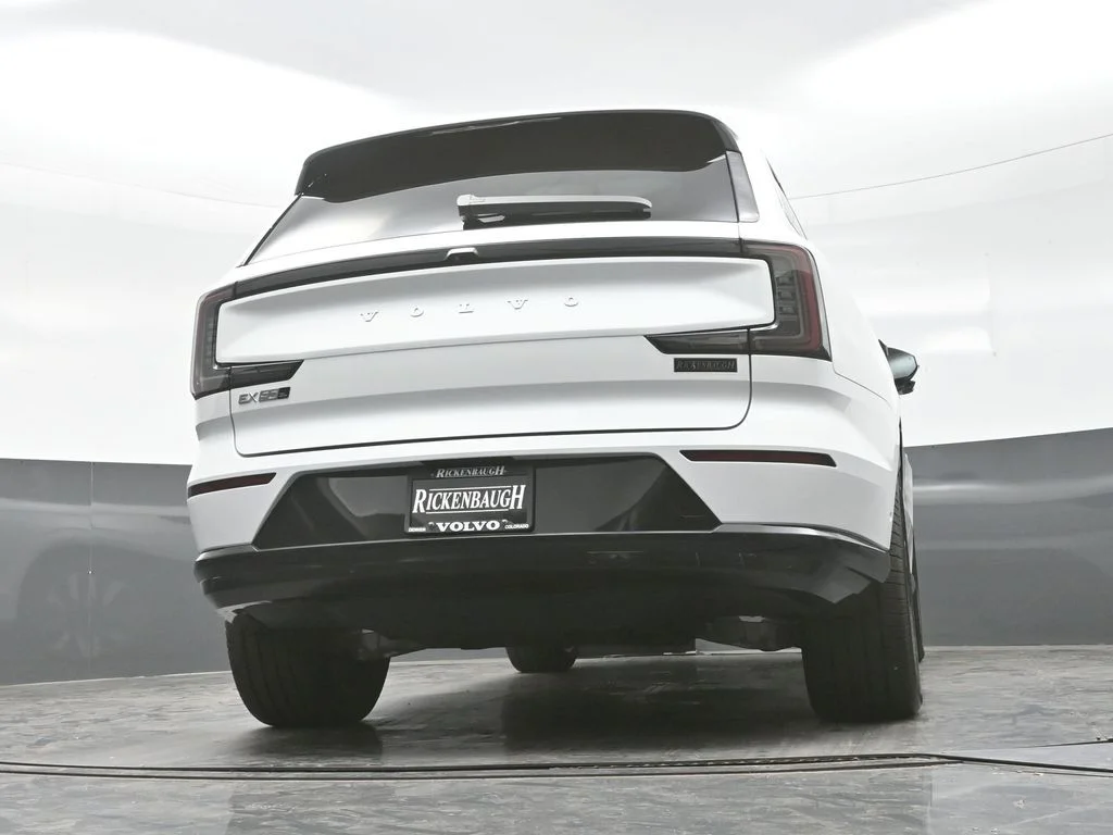 New 2026 Crystal White Volvo Twin Motor Plus image 26