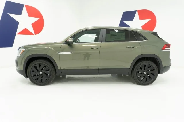 2026 Volkswagen Atlas Cross Sport SE w/Tech - Photo 10
