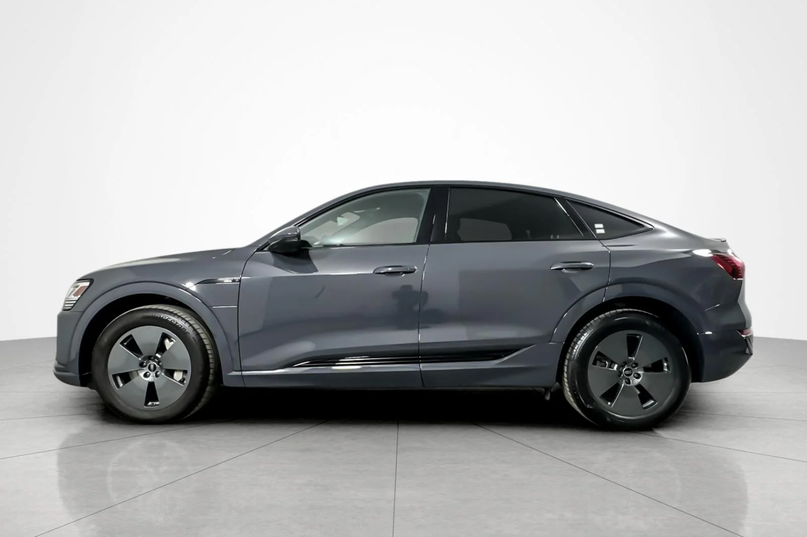 Used 2024 Magnet Gray Audi S line Premium quattro image 2