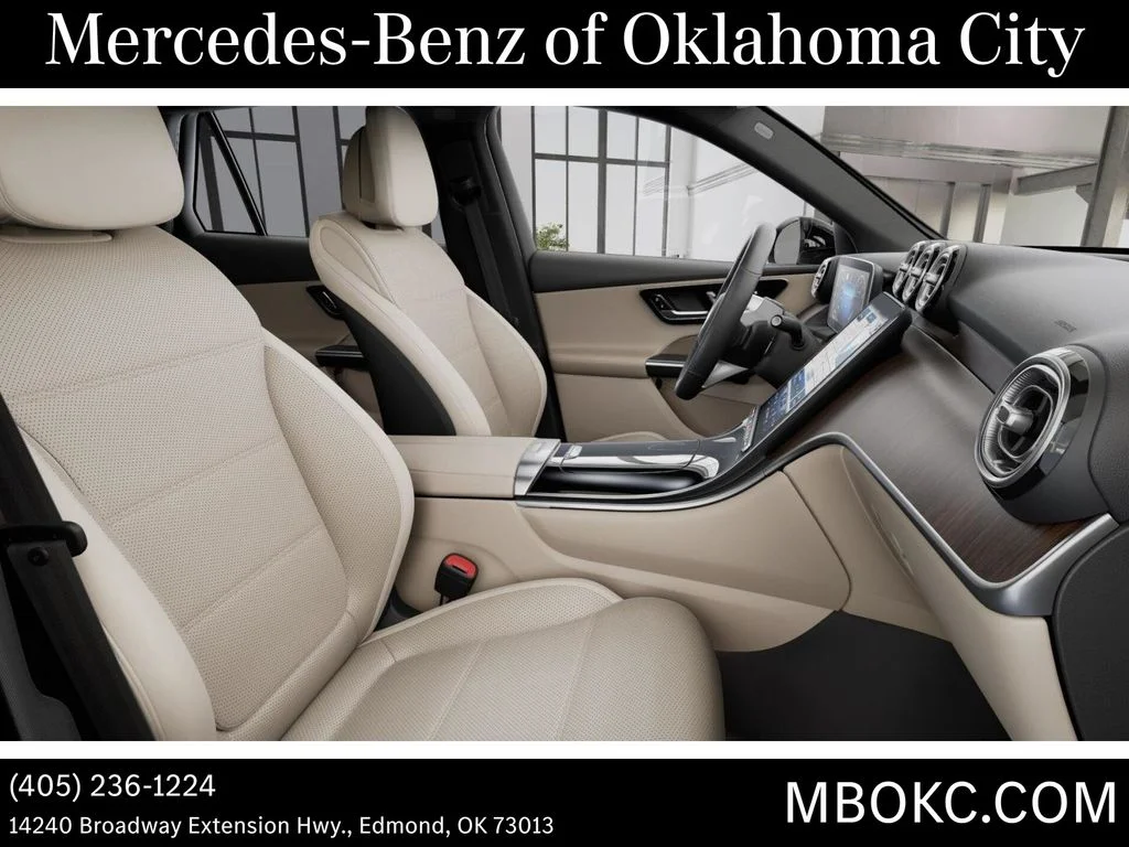 New 2027 Black Mercedes-Benz GLC 300 image 4