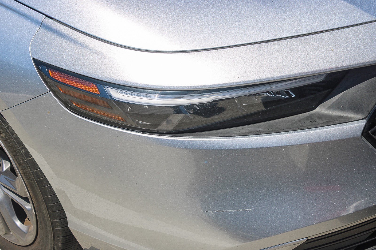 Certified Used 2024 Solar Silver Metallic Honda EX image 2
