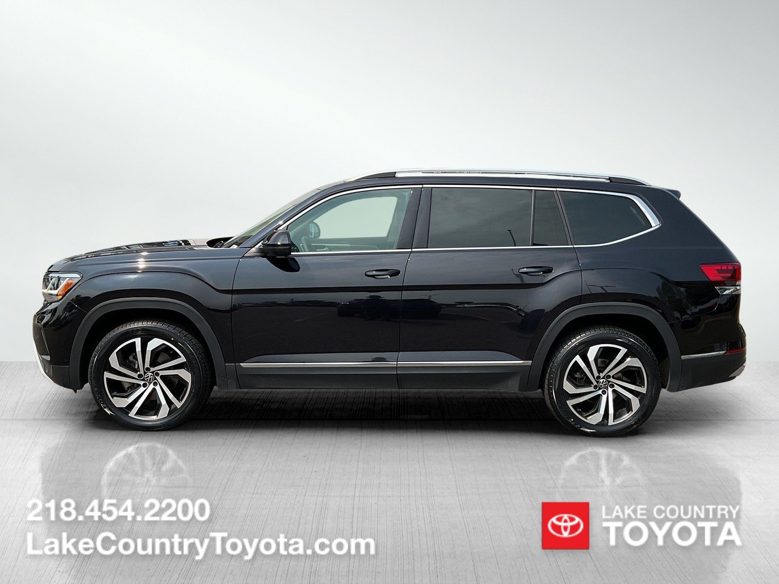 Used 2023 Volkswagen Atlas Highline with VIN 1V2BR2CA9PC517304 for sale in Brainerd, Minnesota