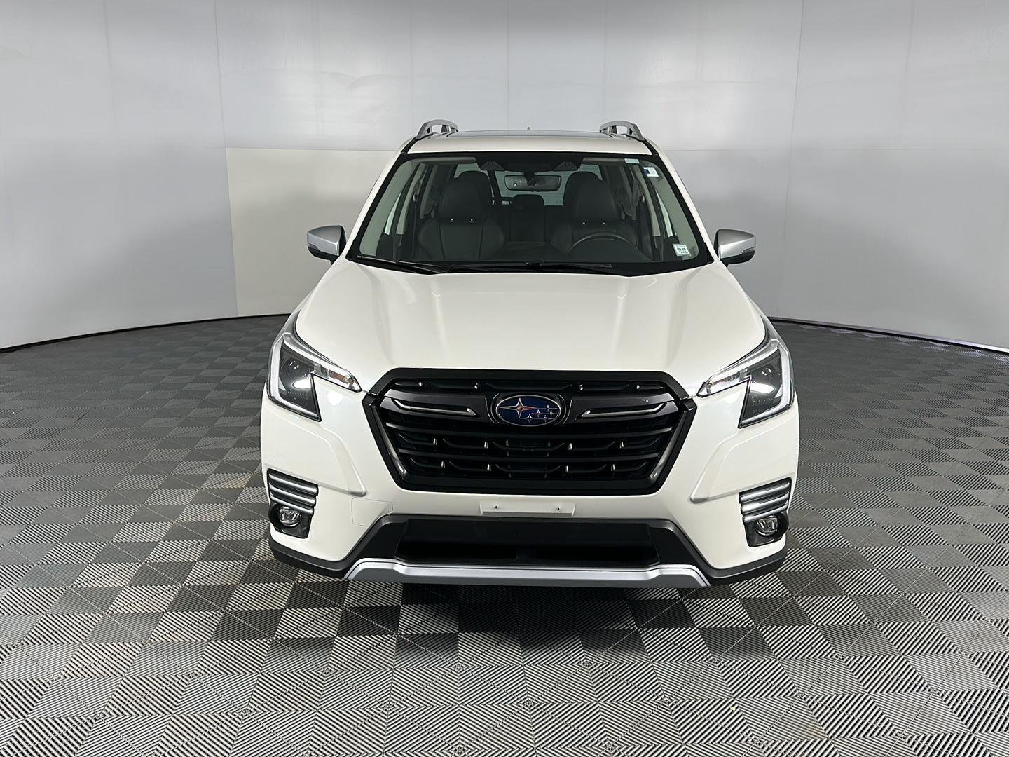 Used 2023 Crystal White Pearl Subaru Touring image 5