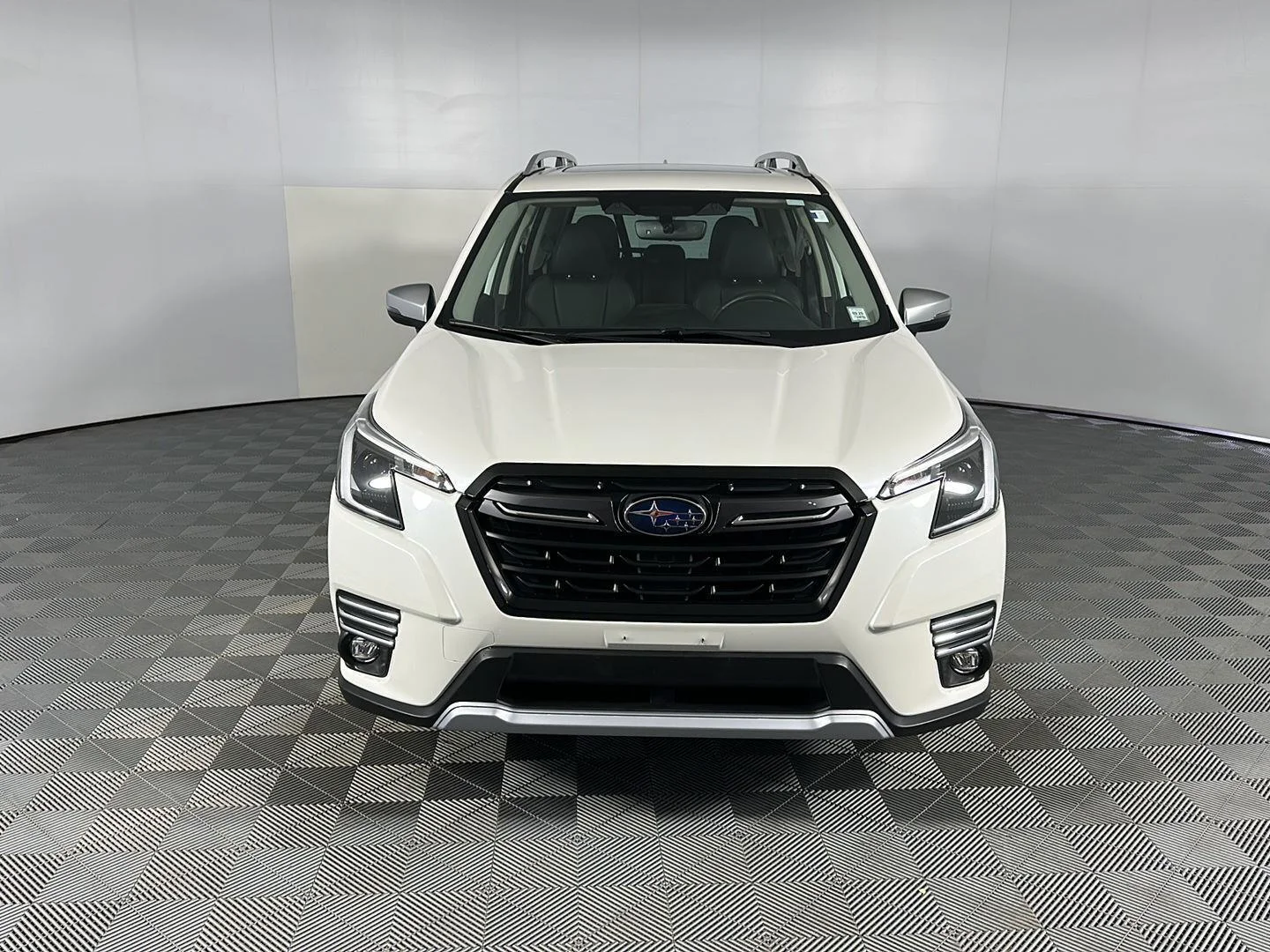 Used 2023 Crystal White Pearl Subaru Touring image 5