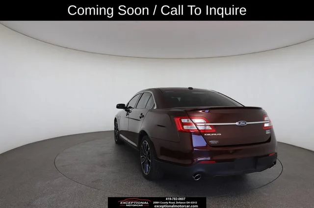 Used 2018 Red Ford SEL image 24