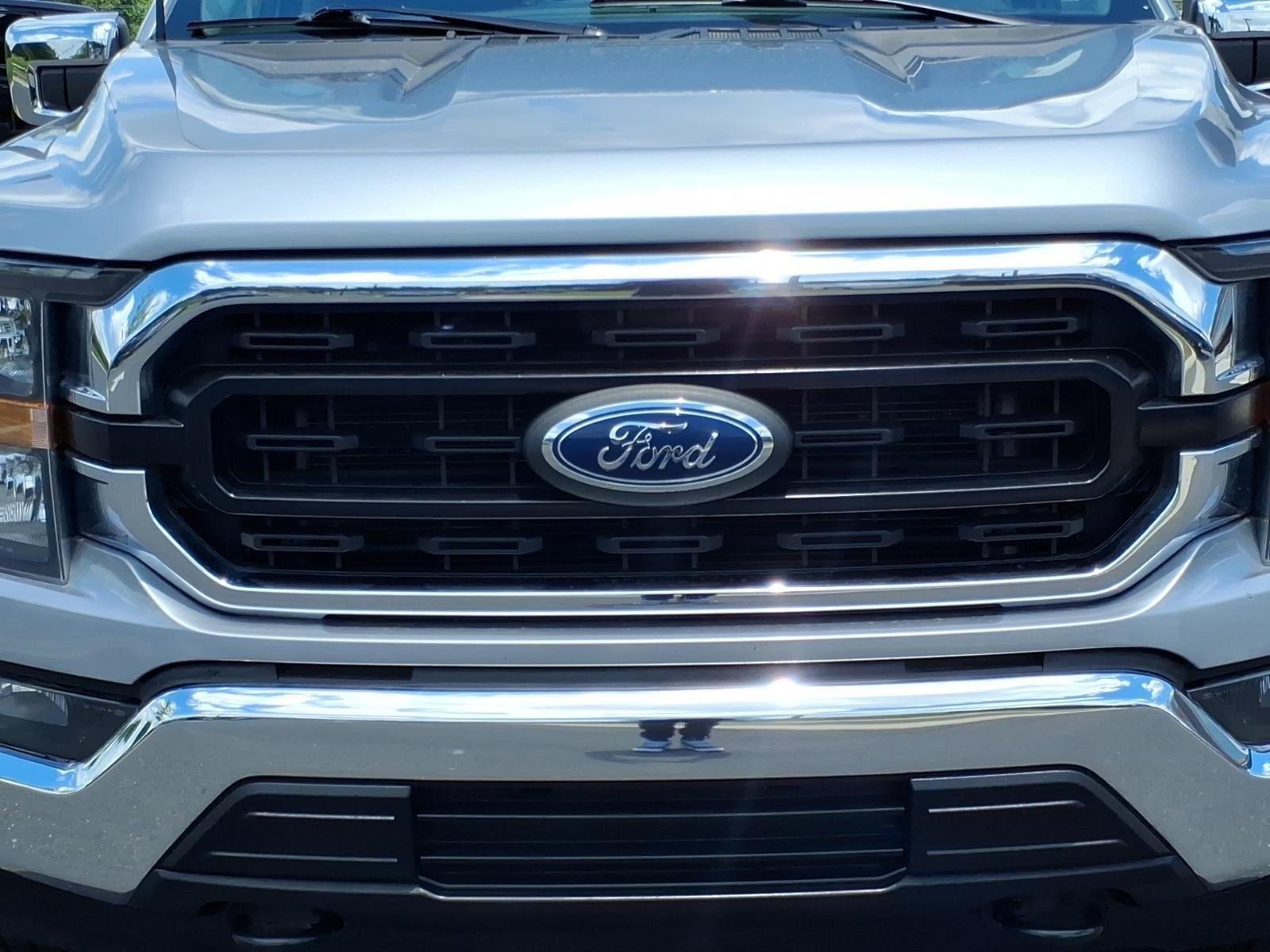 Used 2023 Iconic Silver Metallic Ford XLT image 13