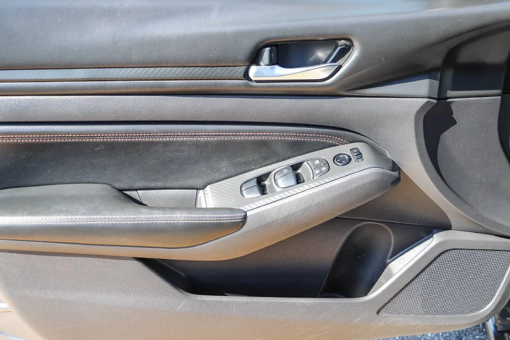 Used 2020 Gray Nissan 2.5 SR image 27