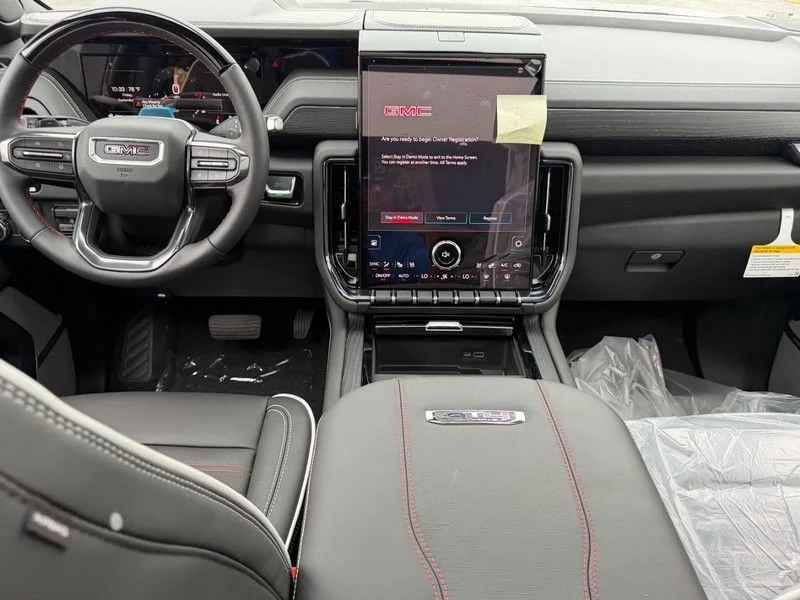 2026 GMC Yukon AT4 Ultimate - Photo 12