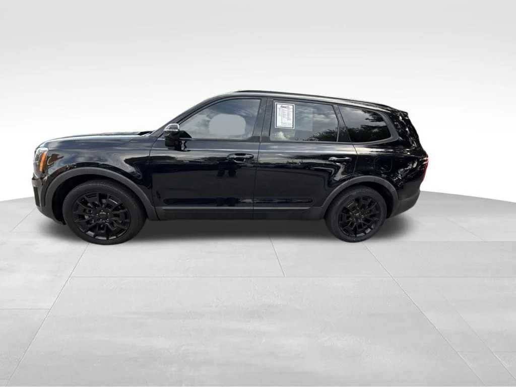 Used 2021 Black Kia SX image 2