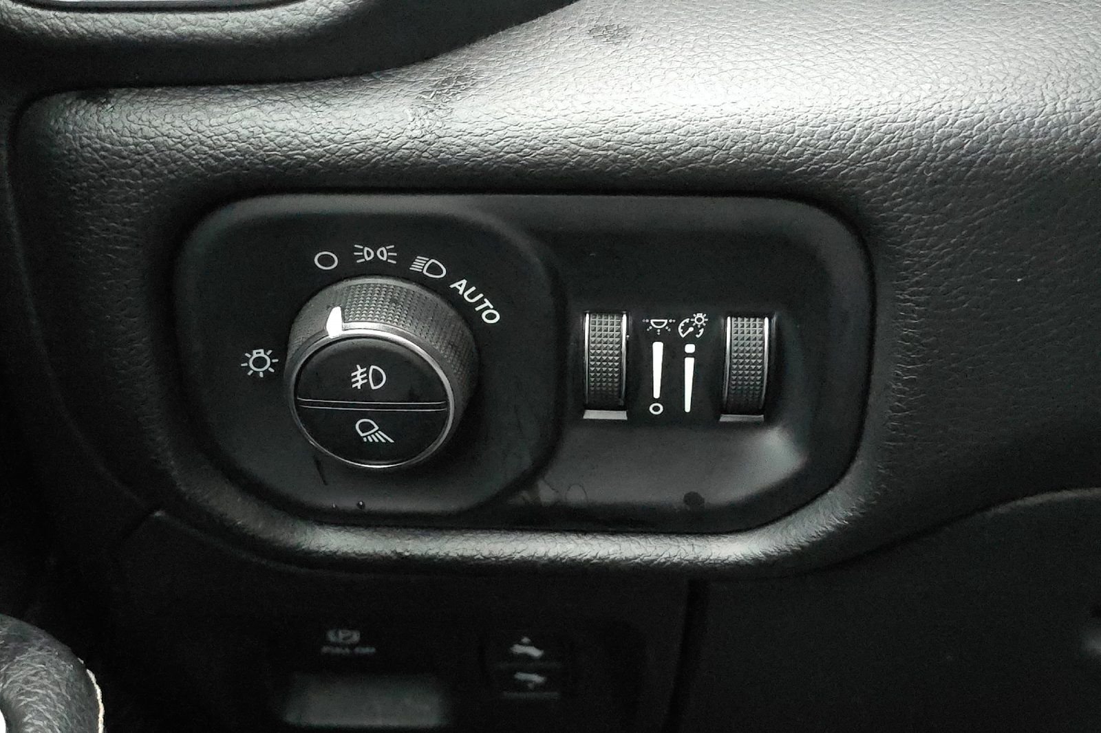 2023 RAM Ram 1500 Pickup Laramie - Photo 30