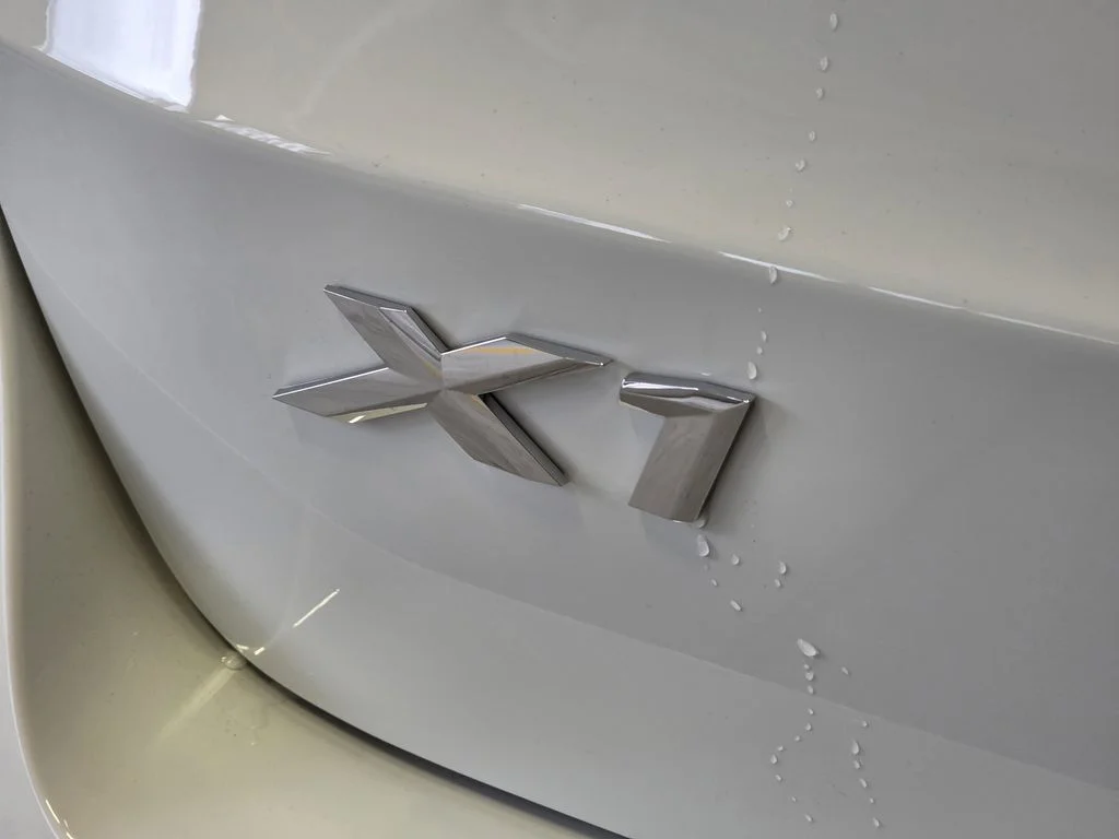 Used 2026 White BMW xDrive28i image 6