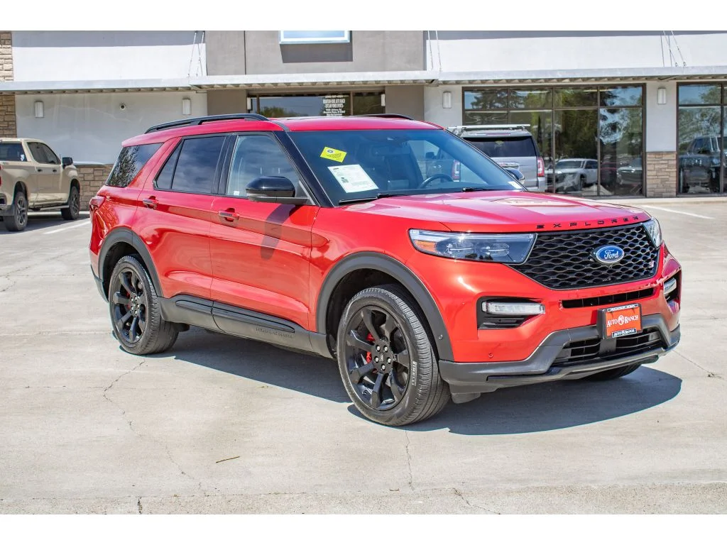 Vehicle Image 2