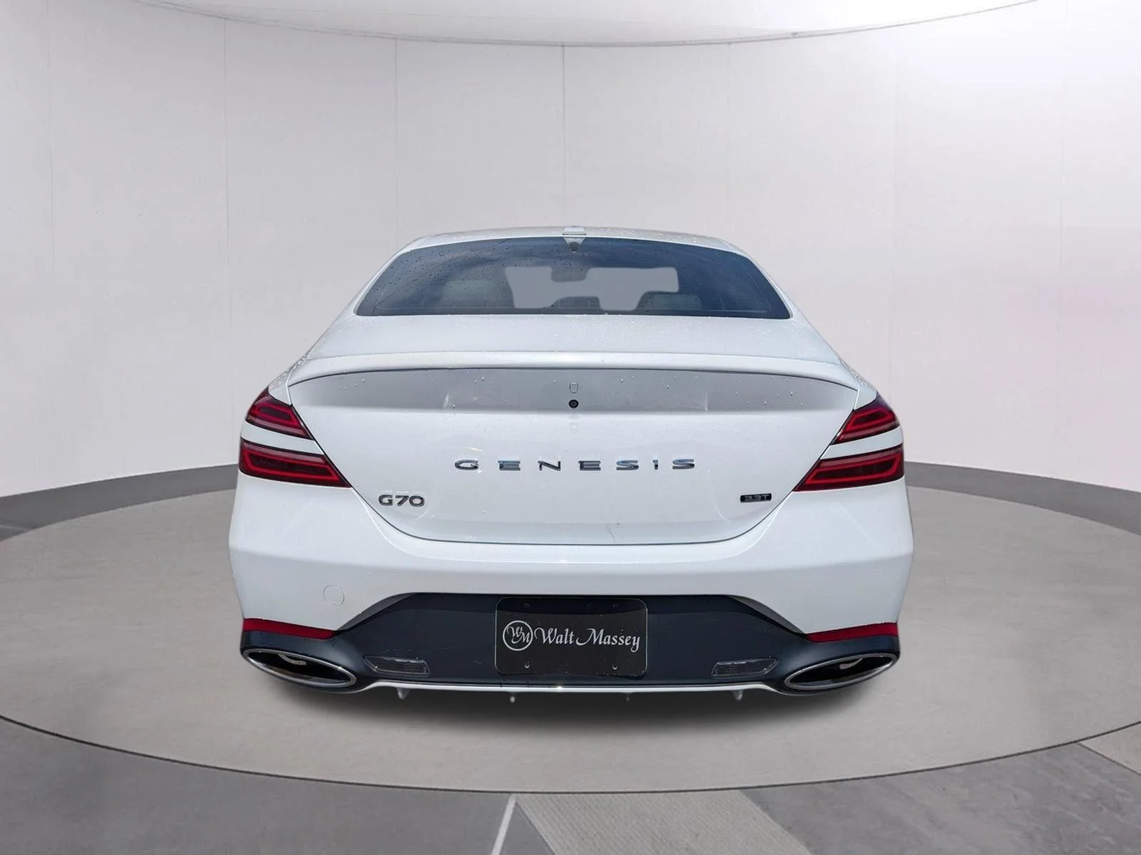 Used 2022 Uyuni White Genesis 3.3T image 4