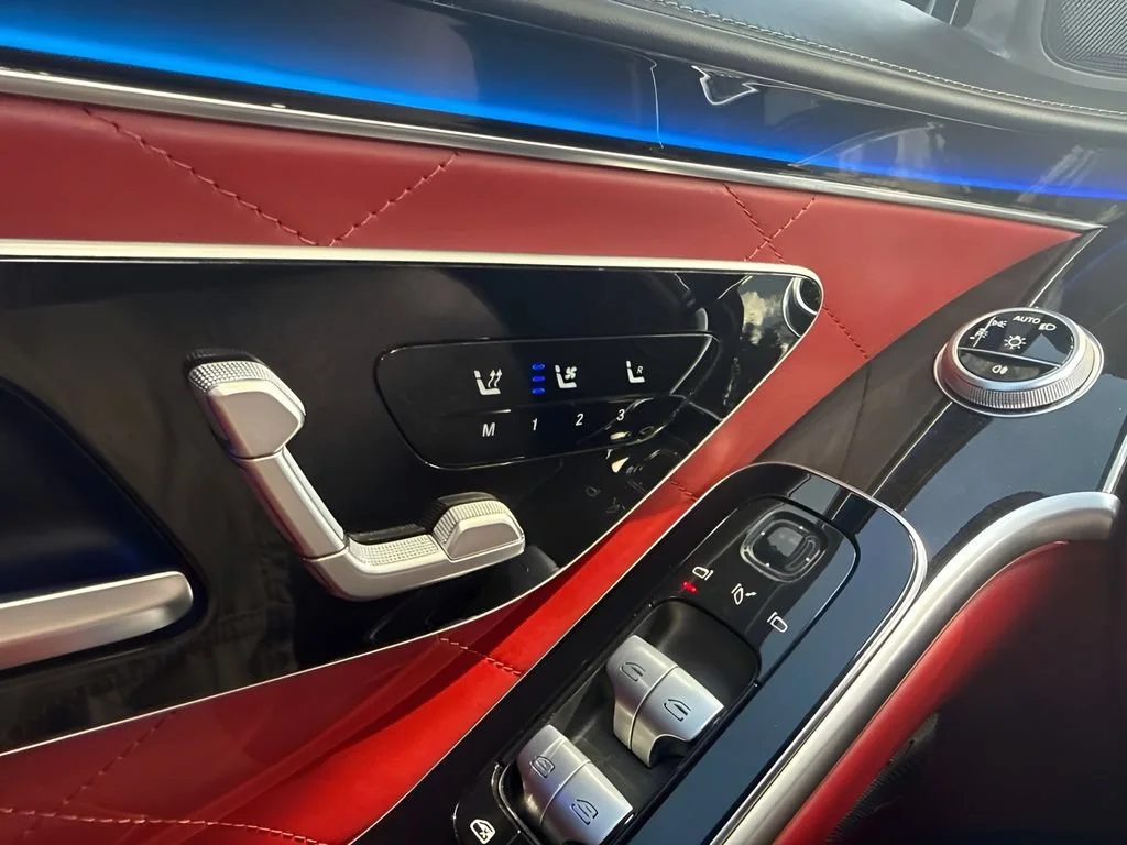 Used 2023  Mercedes-Benz S 580 image 23