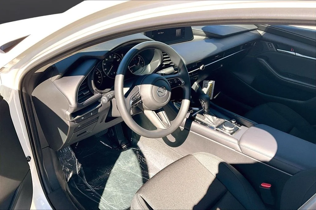 2026 Mazda Mazda3 S - Photo 6