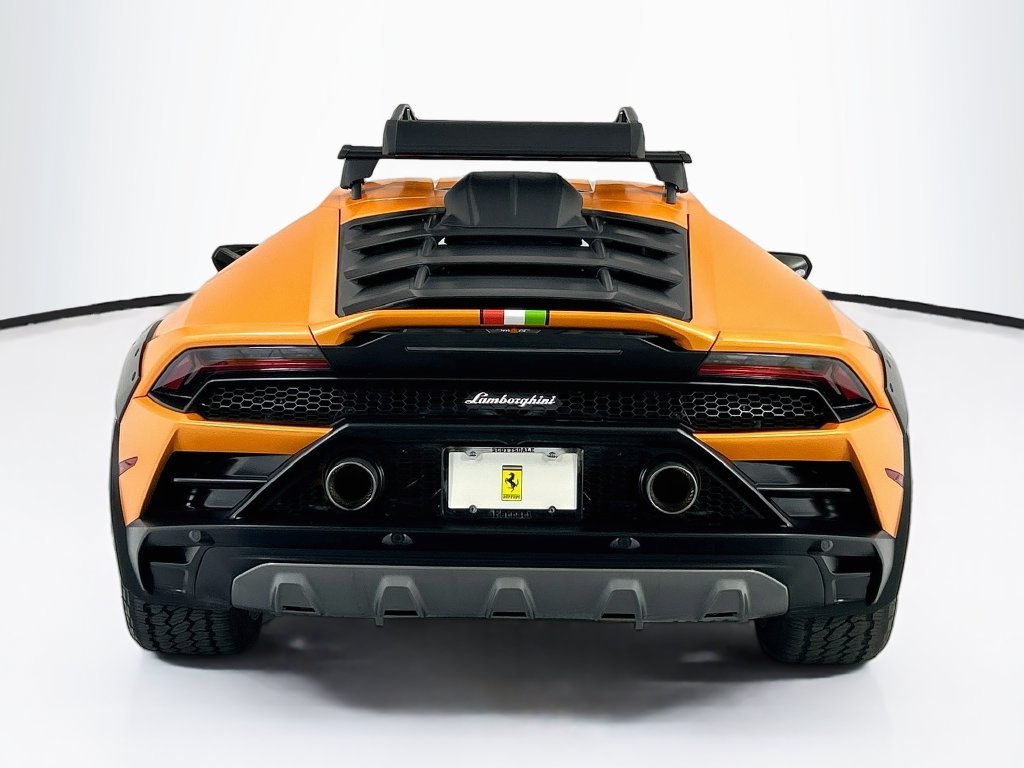 Used 2023 Orange Lamborghini  image 6