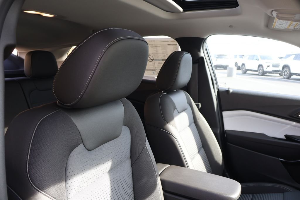 2026 Chevrolet Trax LT - Photo 44
