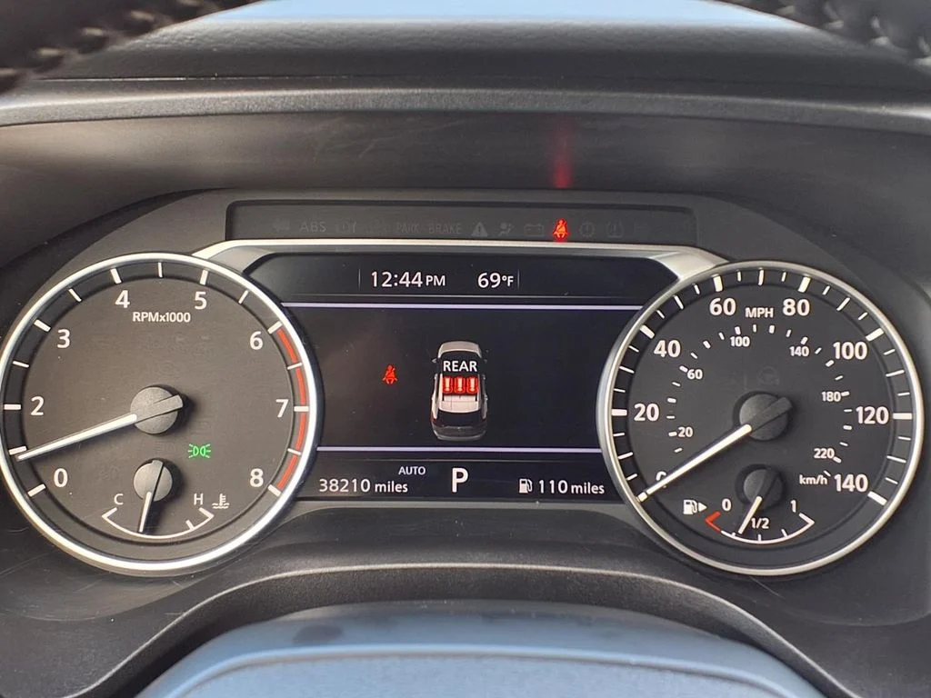Used 2025 Super Black Nissan SV image 17
