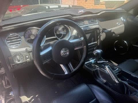 Used 2012 Black Ford GT Premium image 2