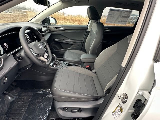 New 2026 Pure White W/Deep Black Roof Volkswagen 1.5T SE Black image 23