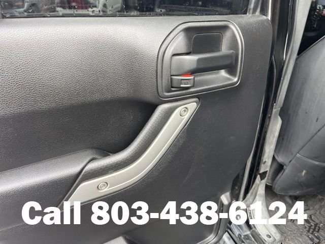 Used 2016 Black Jeep Unlimited Rubicon image 13