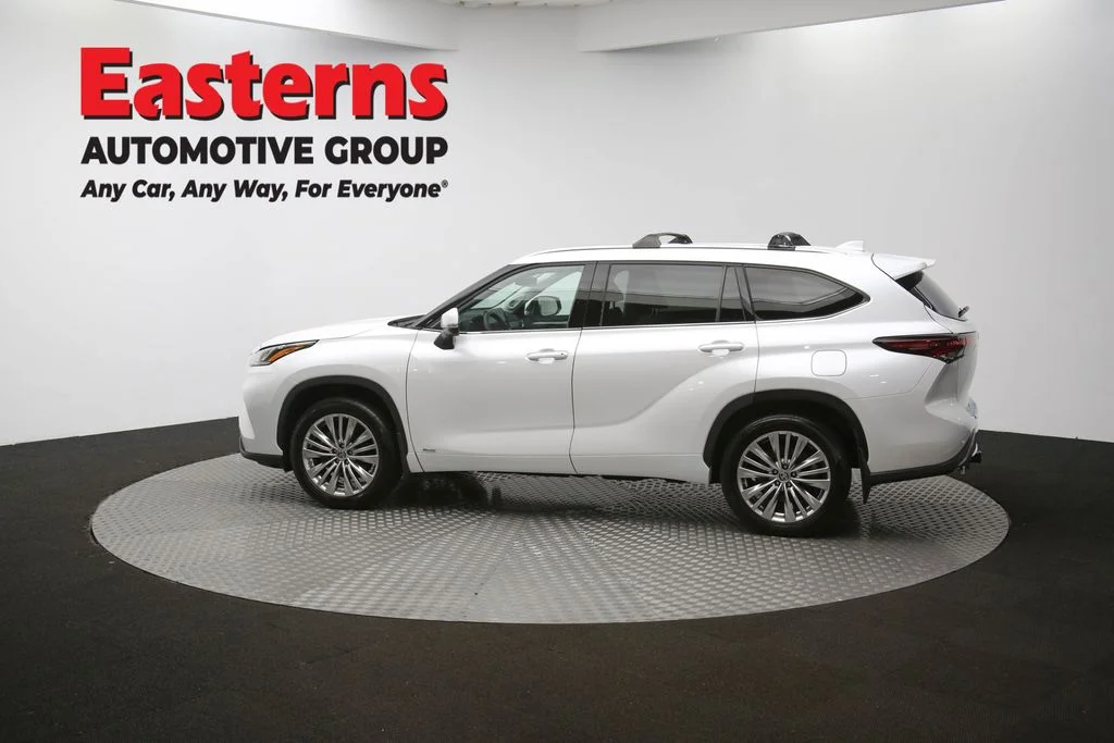 Used 2024 Beige Toyota Platinum image 67