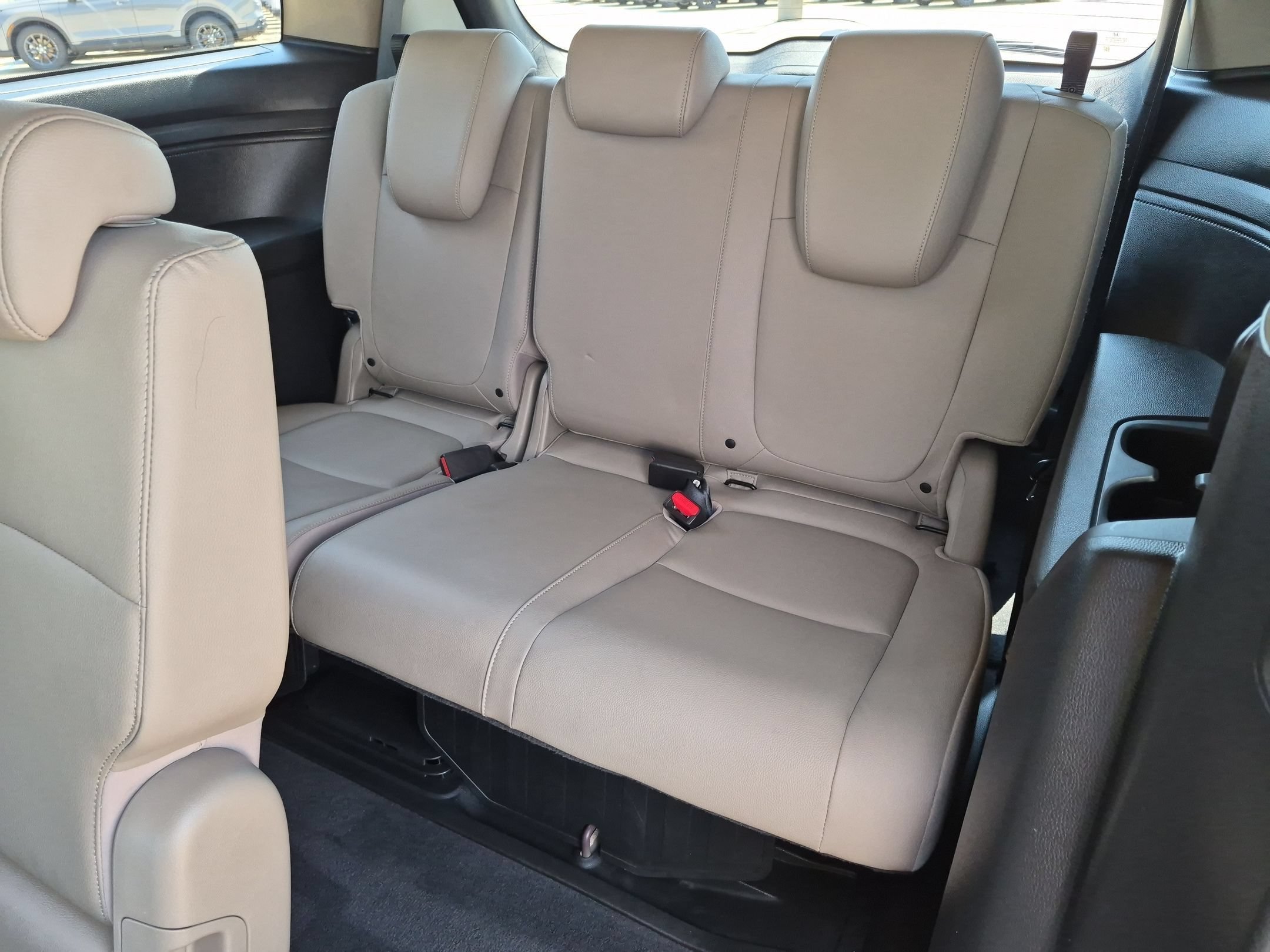 Certified Used 2018 Deep Scarlet Pearl Honda EX-L image 24