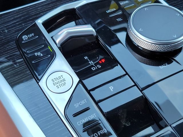 New 2026 Black BMW xDrive40i image 28